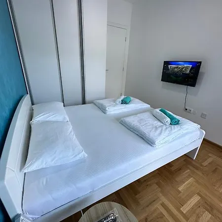 شقة Apartman Lux